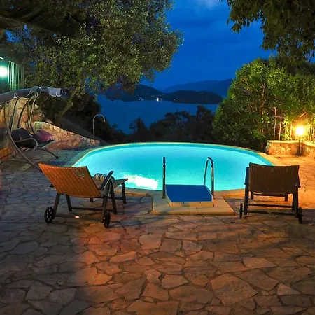 Vakantiehuis Awesome In *